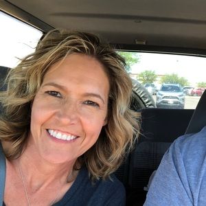 Meet your Posher, Lisa